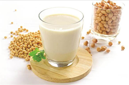 Lượng vitamin D cao có trong sữa giúp xương hấp thu nhiều canxi hơn